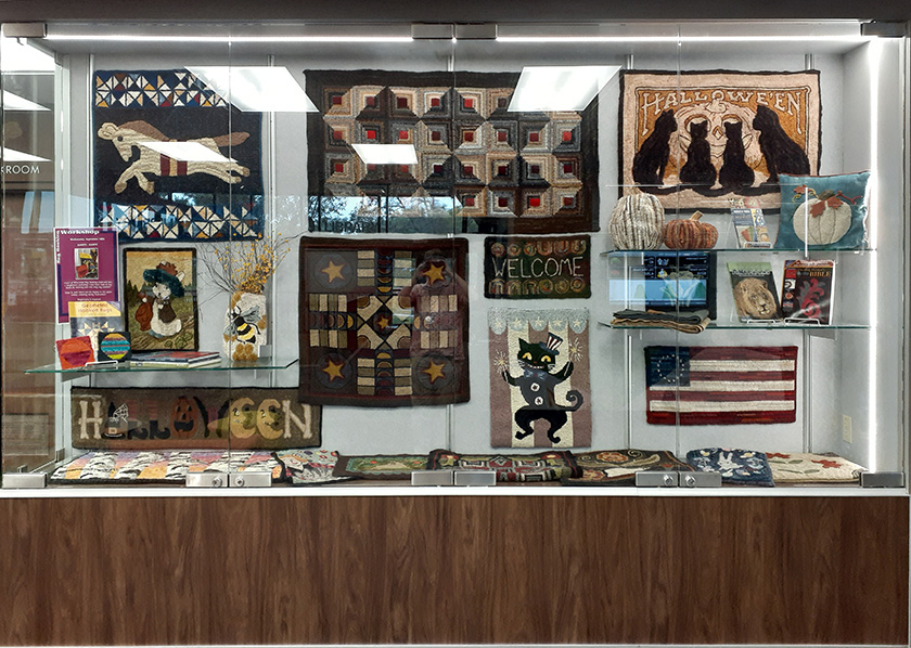 Rug Hooking Display Image Rug Hooking Display Image